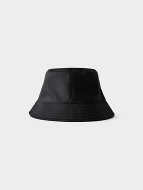 aritzia x Main Character bucket hat